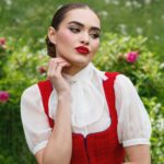 SEIDENBLUSE HEDWIG IN WEISS MIT SEIDENJABOT – Bild 4