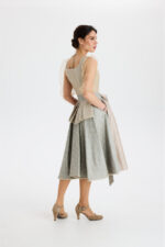 Dirndl EMILIA in Sand – Bild 6